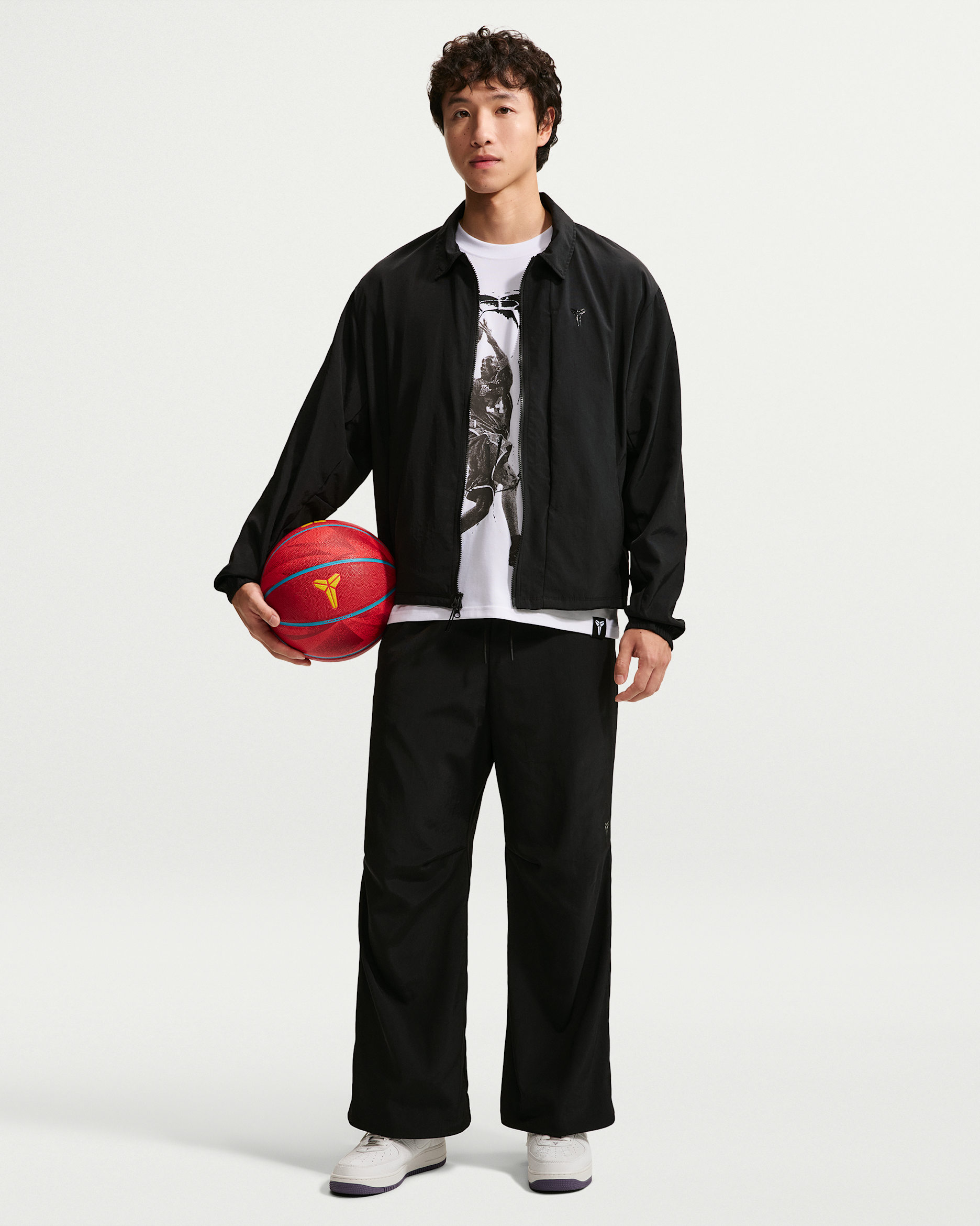 Kobe Men's Mamba Woven Trousers. Nike SI